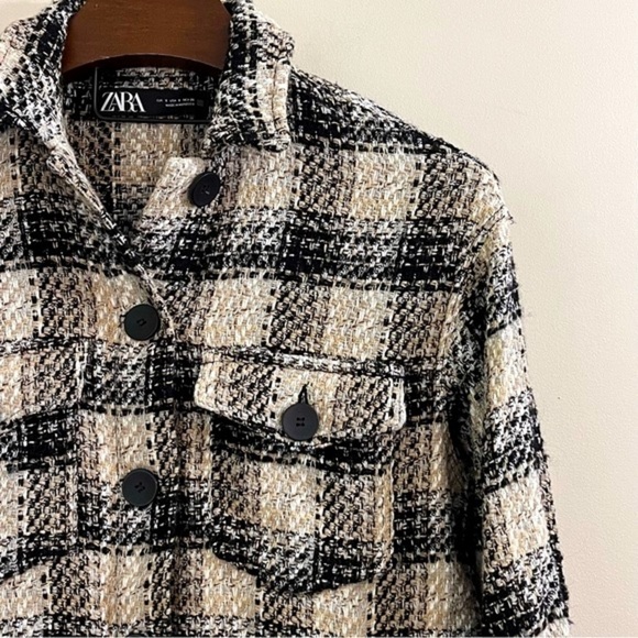 Zara Women’s Chunky Tweed Plaid Shacket - Picture 4 of 15